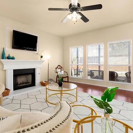 Sleep On The Cloud - 5 Bedrooms - Corner Lot